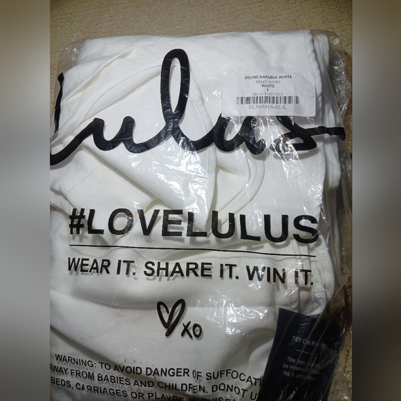 DIVINE DARLING WHITE #68347 IVORY - Picture 7 of 8